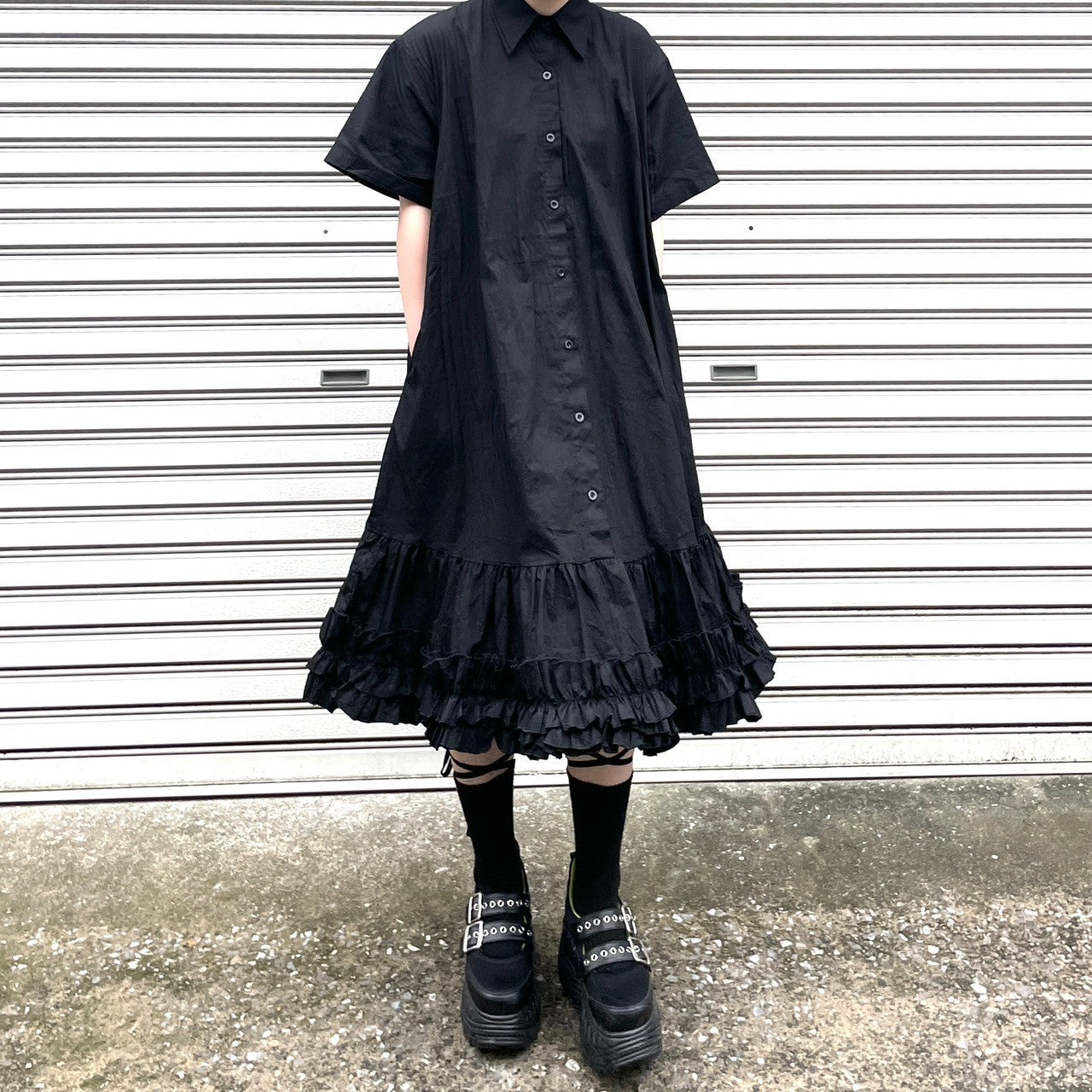 #新品SM2　半袖 シャツワンピース フリル裾　黒　Freesize 新品SM2 半袖 シャツワンピース フリル裾 黒 週末セール