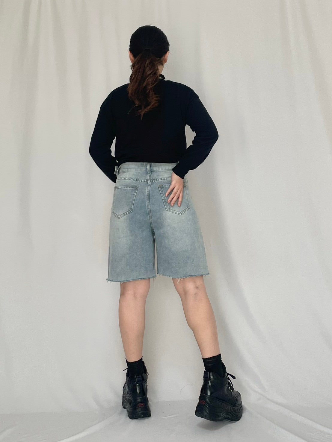 お値下げ　新品タグ付未使用　CALICO インディア　デニム　パンツ お値下げ 新品タグ付未使用 CALICO インディア デニム パンツ お