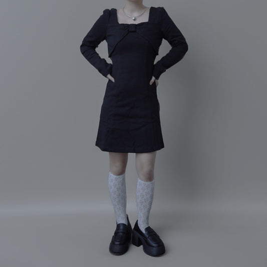 -mob's select-Ribbon design dress