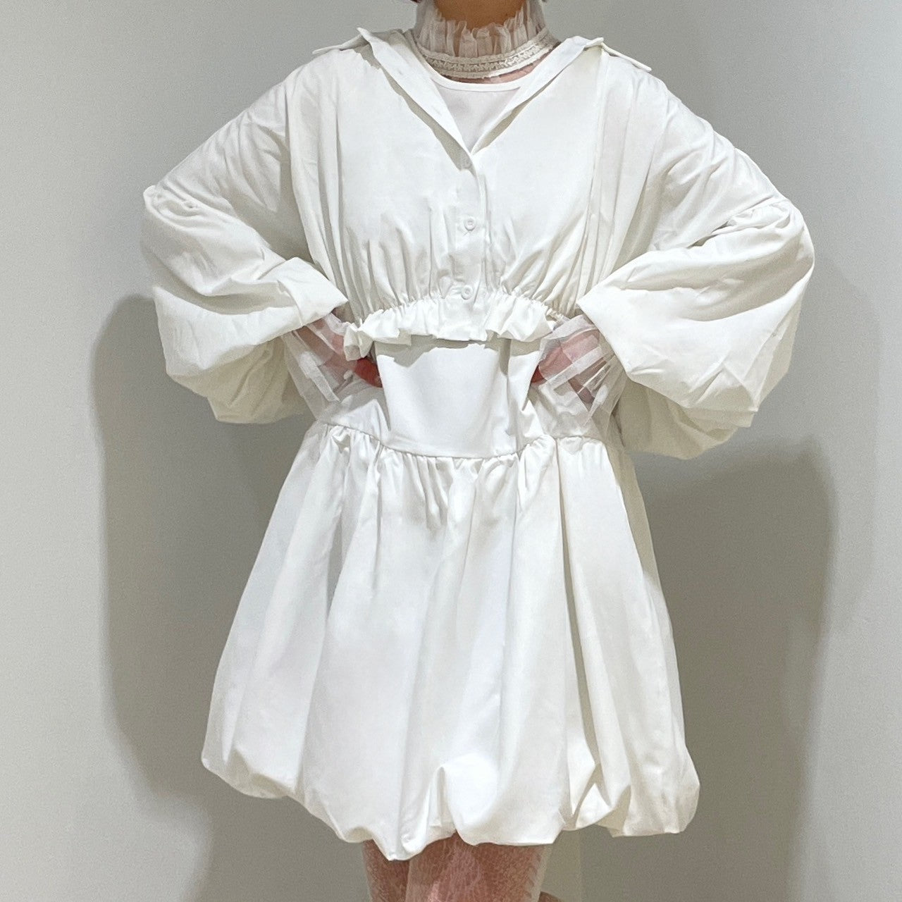 新着【Self Portrait】ホワイト ホルターネック バルーンミニ ALLuRing ChaRm スカート Balloon Mini Skirt / バルーンミニ
